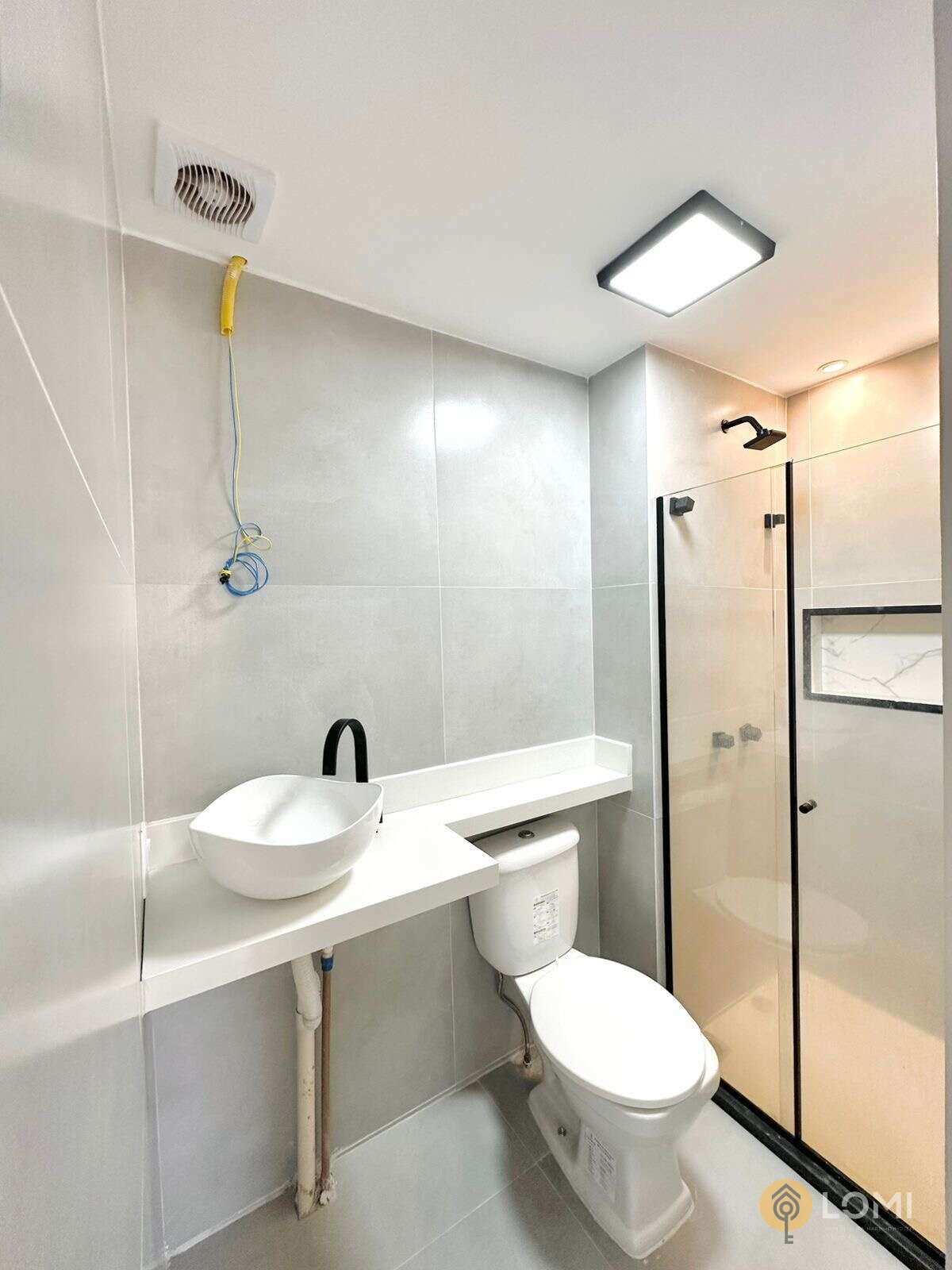 Apartamento à venda com 2 quartos - ,